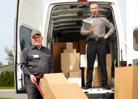 Professional packing services in Kentishtown preparing household items