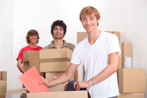 Commercial relocation logistics on a Kentishtown street